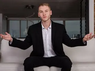 AdamMeyer cunt live cunt