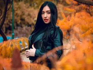 AddaLauran webcam free ass
