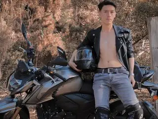 AdrianWilliams online livejasmine webcam