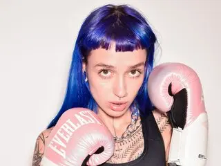 AidaCache shows online live