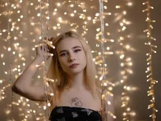 AlisonFreeman cunt xxx show