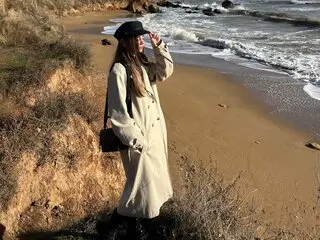 AlisonMoon real jasmin webcam