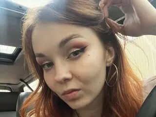 AllyGetsel lj nude webcam