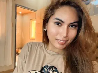 AmandaBosh shows online private