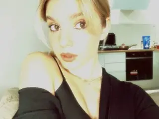 AmandaBron anal hd real