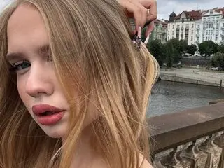 AmberWindow pics live camshow
