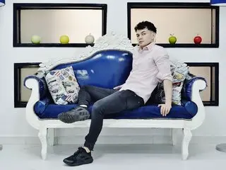 AndrewCloney camshow webcam livejasmin.com