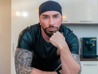 AronGrant video pussy online