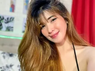 BellaWinter pics show nude