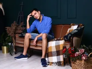 BenjaminMyles cunt livejasmin.com shows