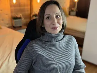 BetyRay amateur private camshow