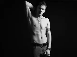 CalvinCole cunt show online