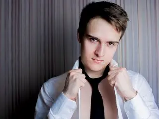 CalvinMells online show real
