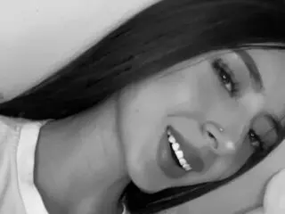 CamilaLorns naked cunt pictures