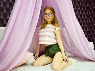 CarolinaKey shows pics anal