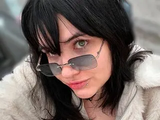 CarolineBless video camshow private