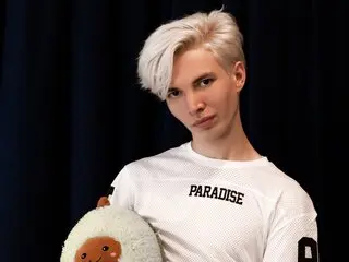 CasperReed naked real webcam