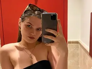 CeceMecta pics pics ass