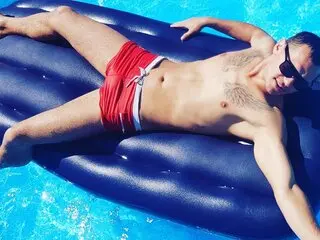 EdgarTravis cunt nude show