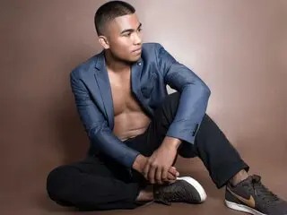 ElijahLouis pics cunt webcam