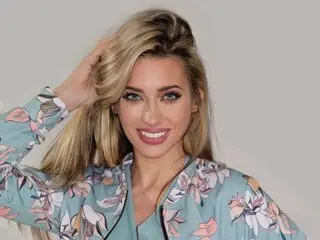 ElizabethSummers ass pics live