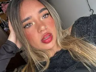EllyeConnor recorded cam ass