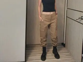 EmineJackson live ass shows