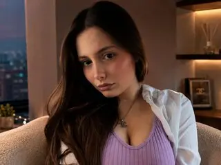 EmmyGallagher ass private camshow