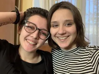 HazelAndEnni live livejasmine live