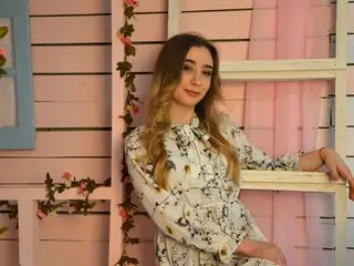 HeldMeClose webcam camshow hd