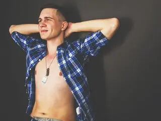 HunterBadBoy private toy livejasmin