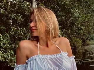 InaStark real show livejasmin