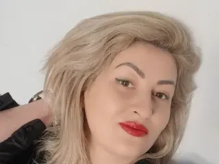 IsabelaQueen webcam ass cam