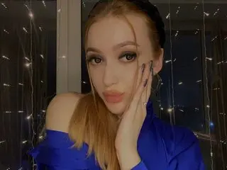 IsabellaMour show webcam nude
