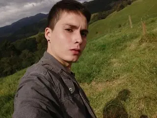 JackRusse show nude pics