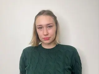 JaquelynPerego shows free pics