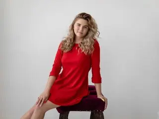 KatePass nude online private
