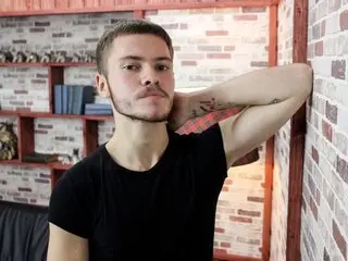 KaydenShaw cam toy jasminlive