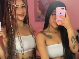 KeiliAndSharon fuck pussy webcam