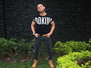 KevinMcklein live jasmin live