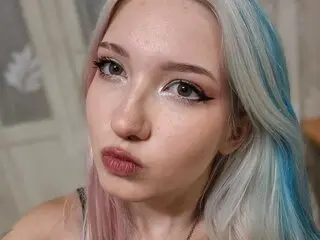 LayneCline shows show nude