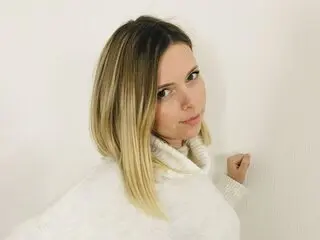 LelyaFox livesex ass recorded