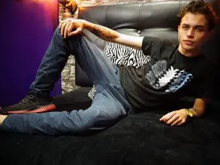 LeonardoCastro live nude video