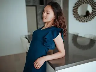 LeylaCollins cunt shows private
