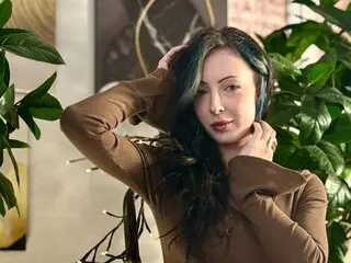 LisaTrevethan shows webcam hd