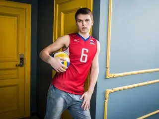 LoganSwift toy online webcam