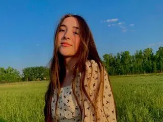LoganTreffeli jasmin show lj