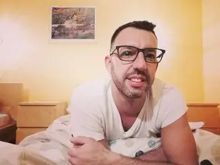 ManJustForU cam livesex livejasmin.com