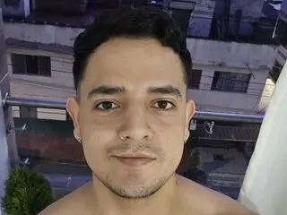 MassimoThompson cunt camshow jasmin