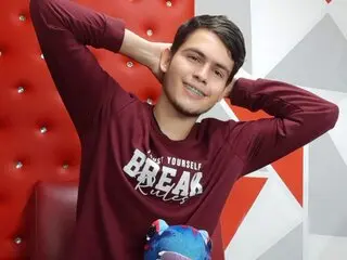 MaxDominick online nude livejasmine